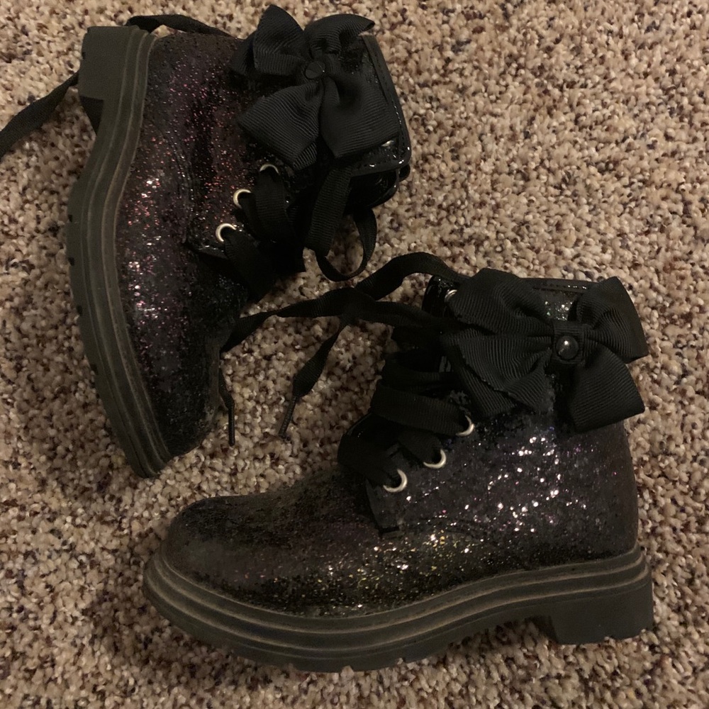 JOJO SIWA boots